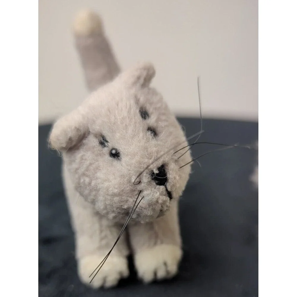 Ladie and Friends Rare Small‎ Cat Plush 1999 and 2002